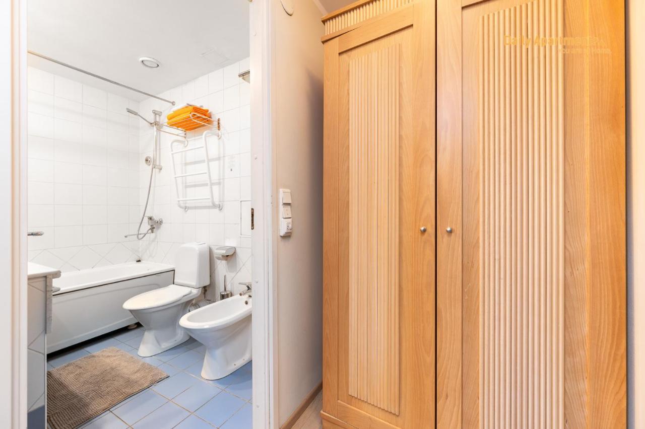 Daily Apartments - Apartment With Bath タリン エクステリア 写真