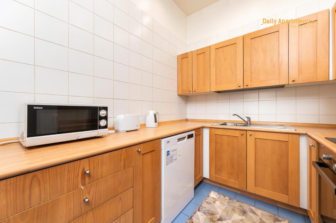 Daily Apartments - Apartment With Bath タリン エクステリア 写真